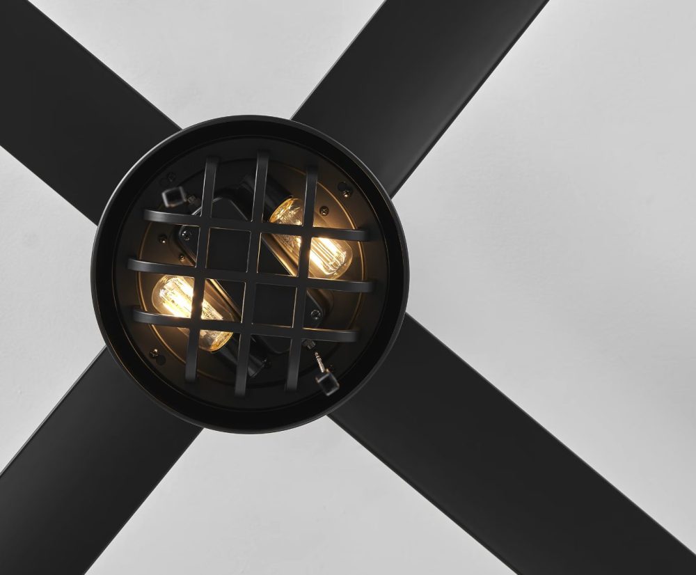 スプリングミル 屋外用 LEDライト付き 52インチ ハンターシーリングファン　画像