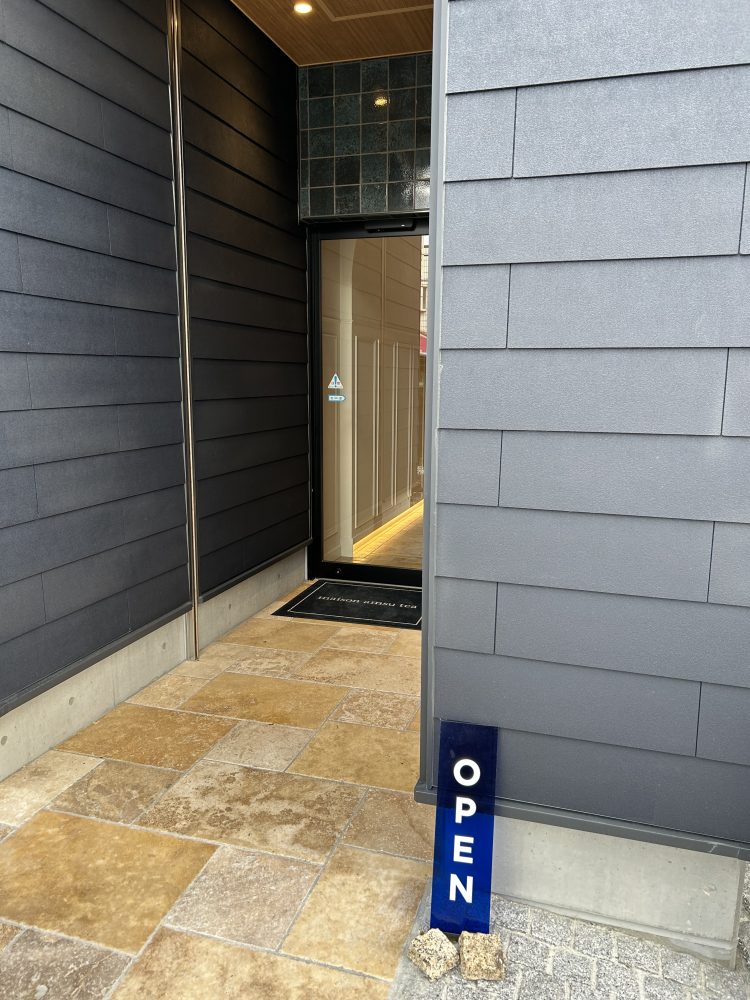 メゾン アムシュティー　　　ハンターシーリングファン　ビルダーエリート　ニューブロンズ　設置　画像