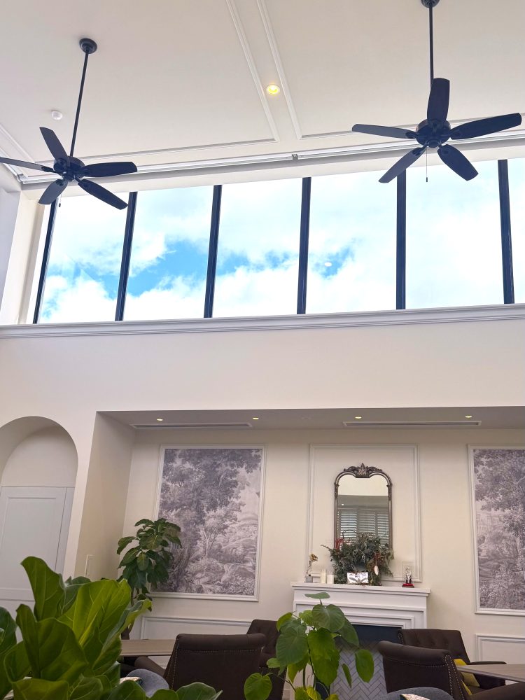 メゾン アムシュティー　　　ハンターシーリングファン　ビルダーエリート　ニューブロンズ　設置　画像